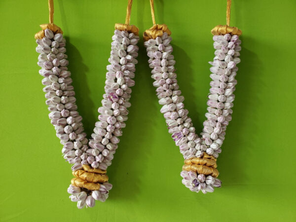 Temple Garland TG 018